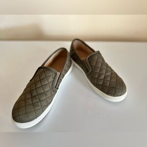 Mossimo Supply. Co women Shoe 7.5